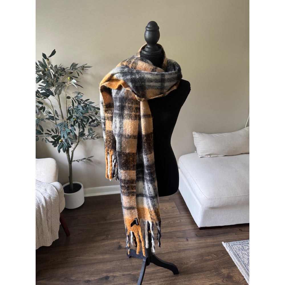 Steve Madden Oversized Plaid Blanket Scarf Mustard Yellow Black Grey Fringe Wrap